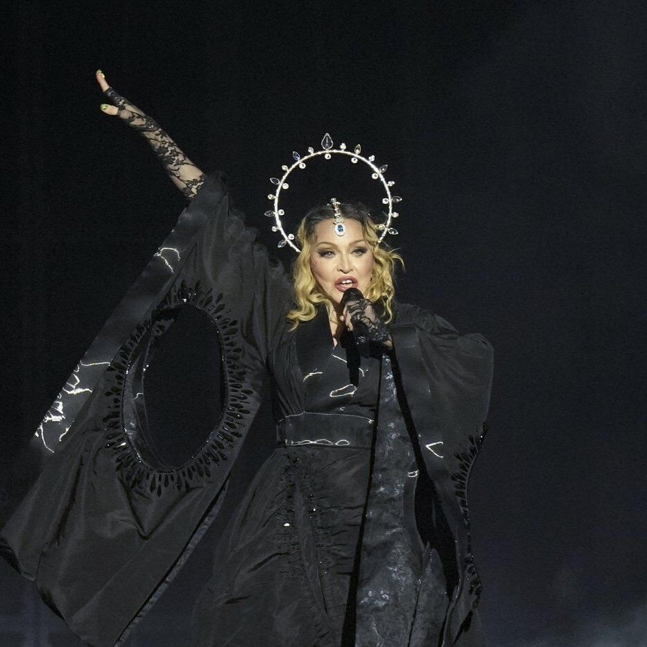 Madonna urges the pope to visit Gaza 'before it's too late'